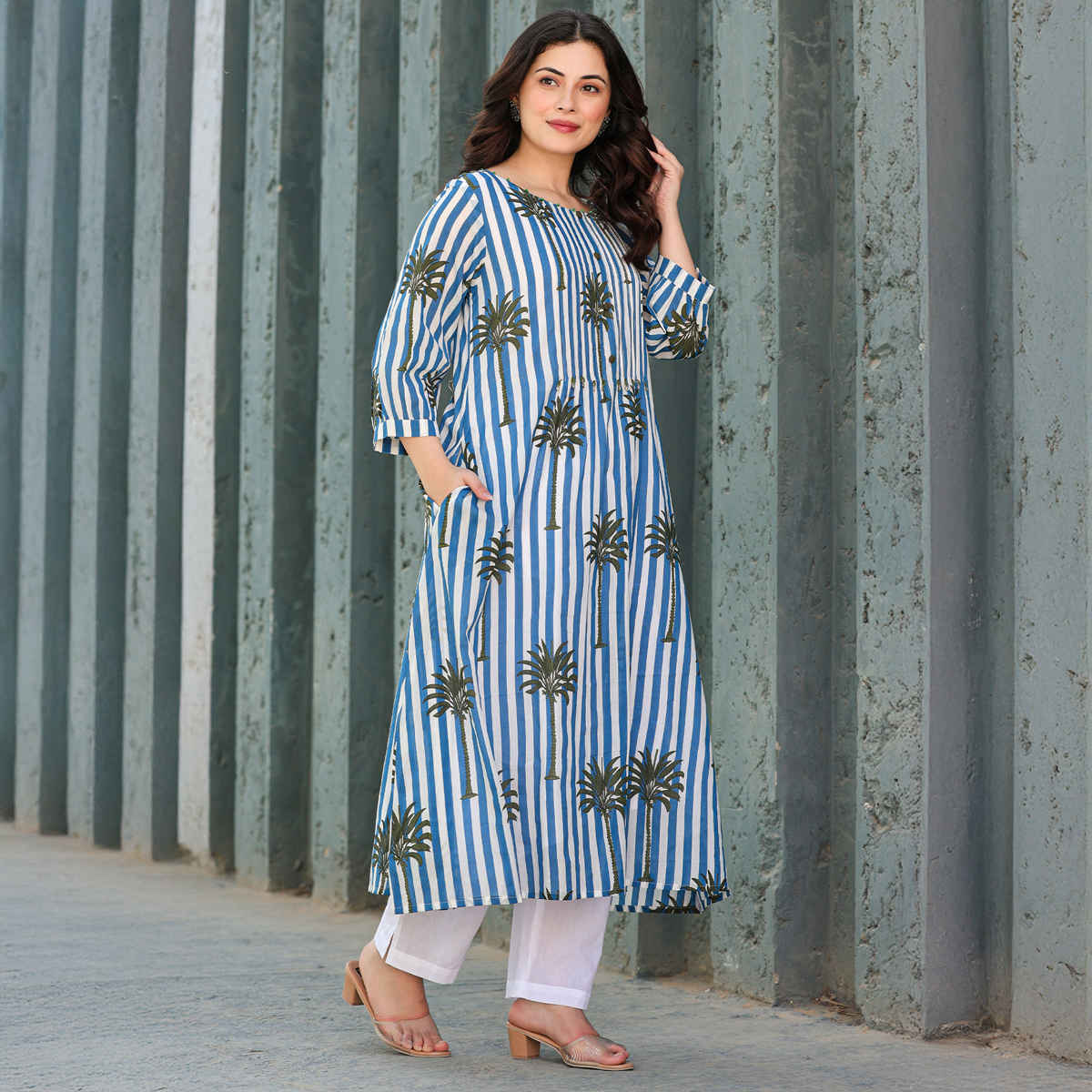 INDO ERA Women's Printed A-Line Kurta Pant set | KS0ML11341 | Multicolour - S