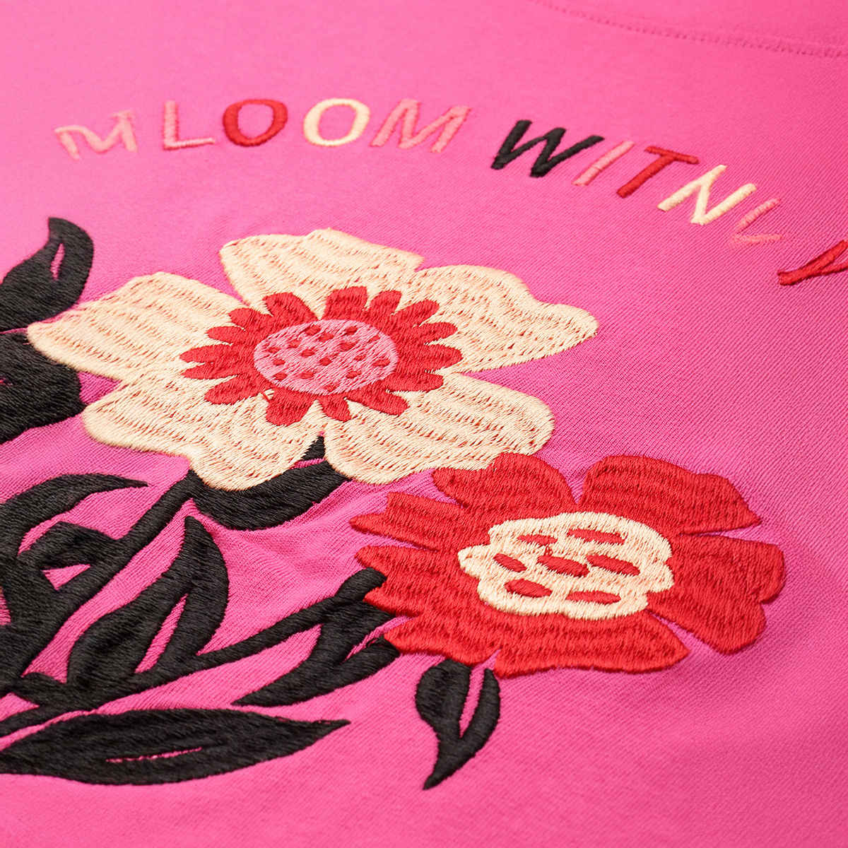 Dillinger Women's Boxy Regular Embroidery Crew Neck T-shirt | Fuchsia - M