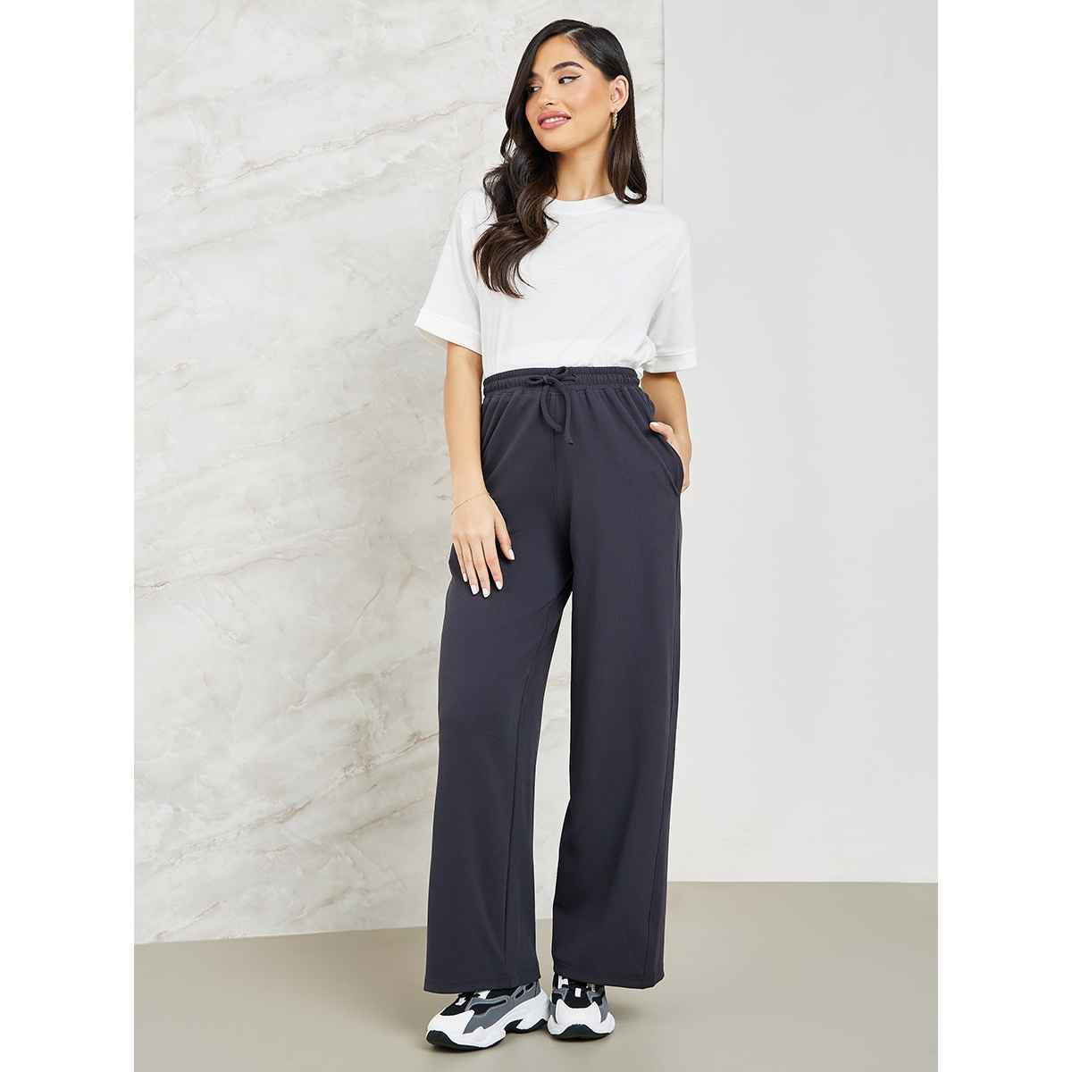 Styli Women's Wide Leg Jogger with Side Pocket | Charcoal - XXL