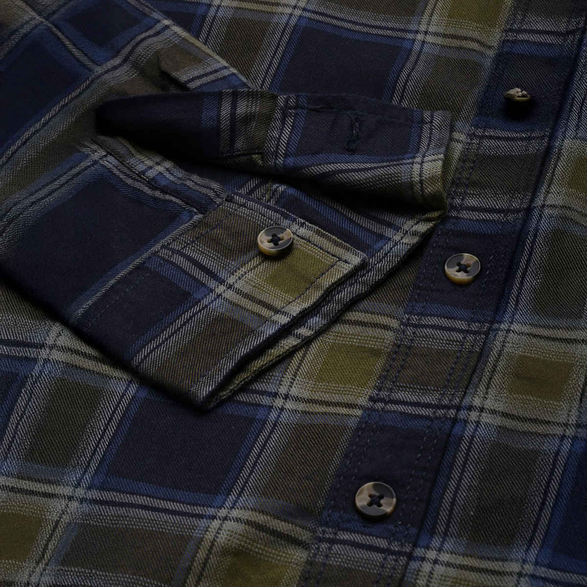 The Indian Garage Co Men's Slim Fit Checkered Casual Shirt | Navy Blue & Green - L