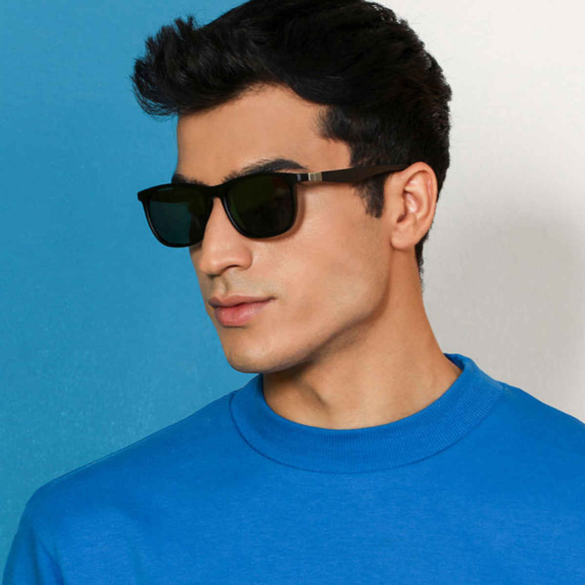 Vincent Chase By Lenskart Unisex Solid Plastic Wayfarer Sunglasses | Black - L