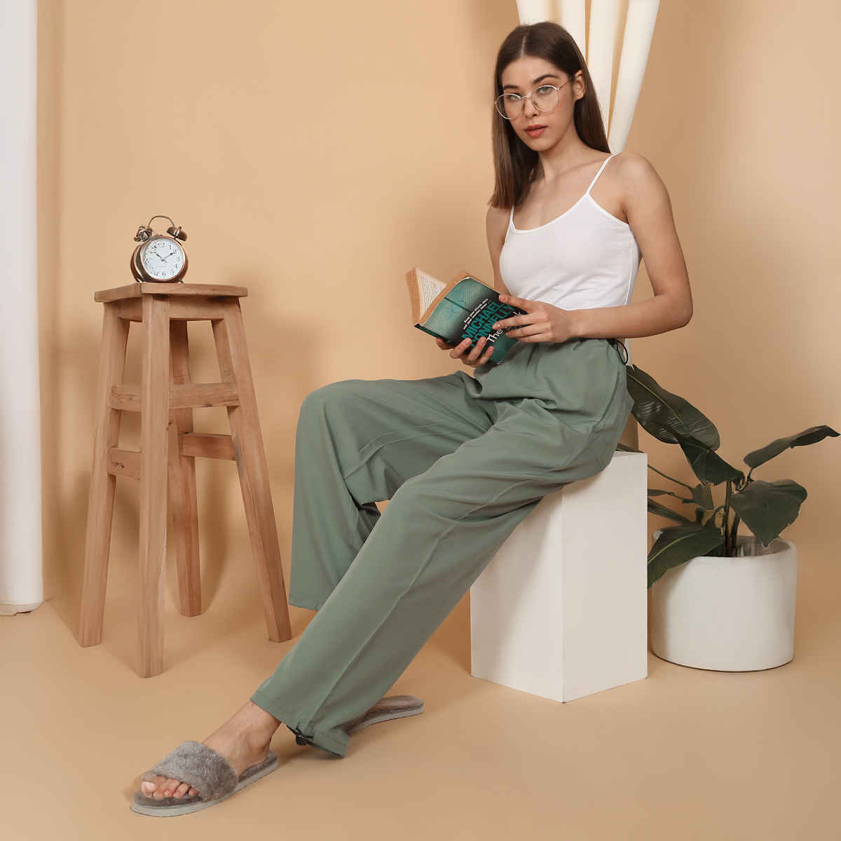 Sweet Dreams Women Solid Pyjama - M | F - Lap - 4259 Pista