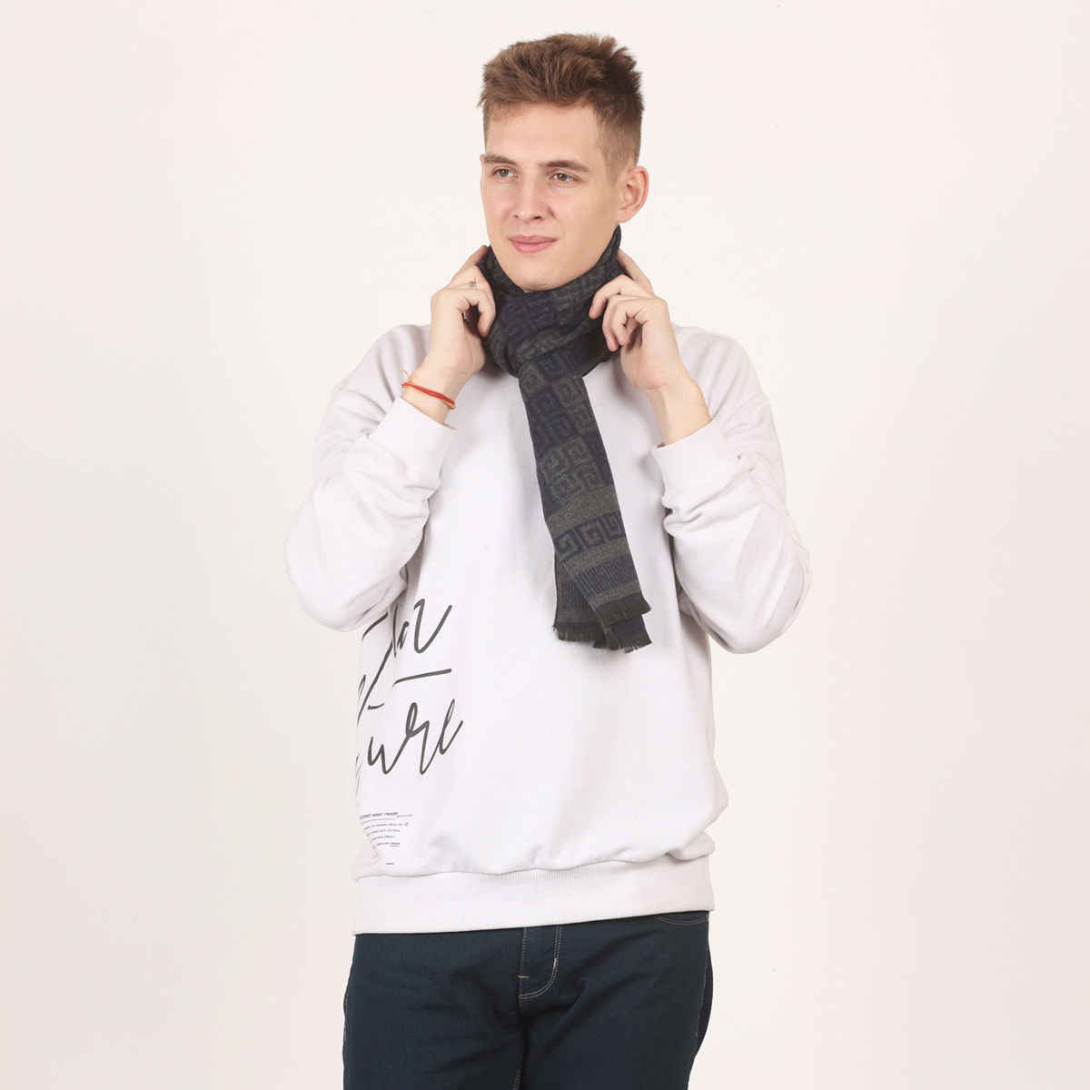 Calvadoss Men's Geometrical Muffler | Muf1605 | Navy and Grey