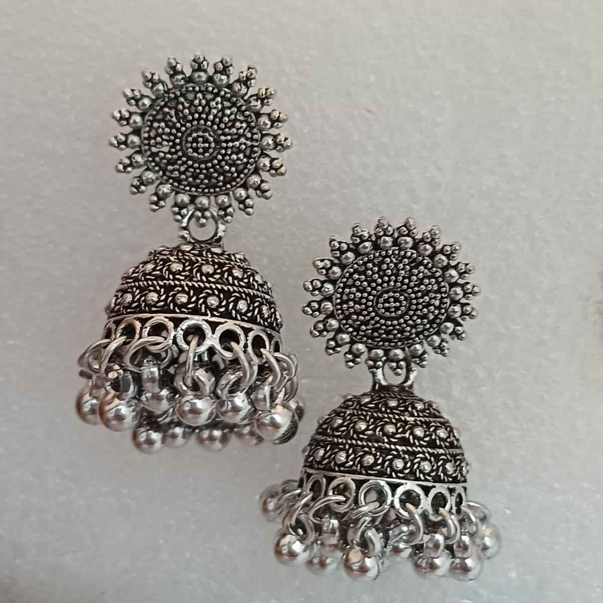 Oxidised Women'S Small Jhumka Earrings Silver