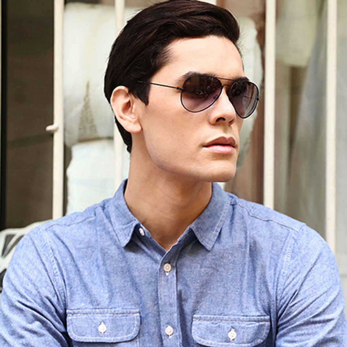 Vincent Chase By Lenskart Unisex Solid Metal Aviator Sunglasses | Black - M