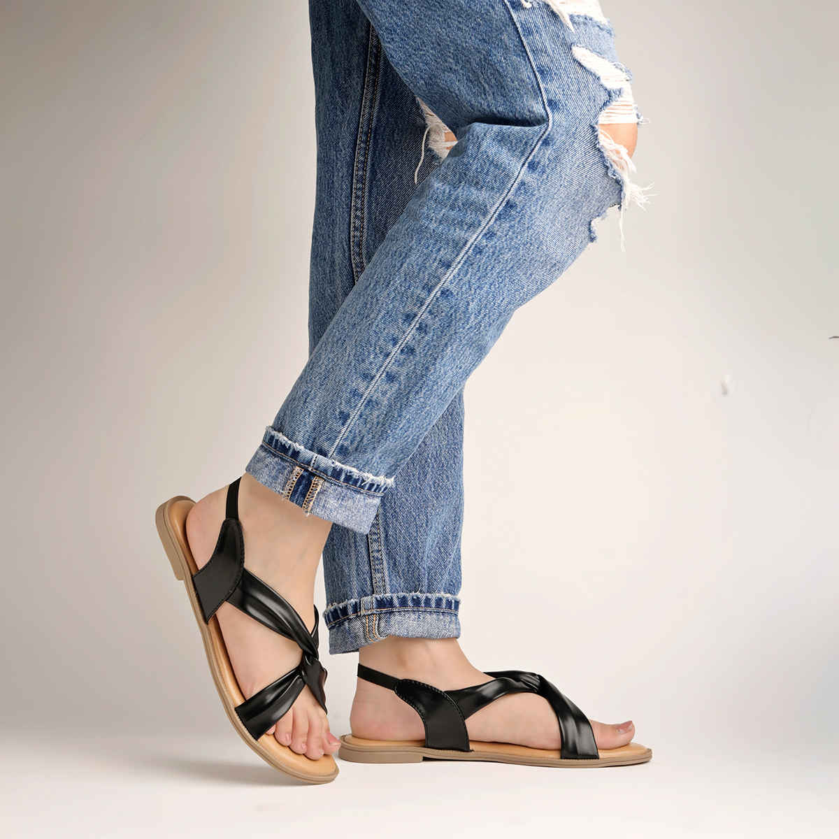Shoetopia Cross Strap Black Flat Sandals For Women | UK 5