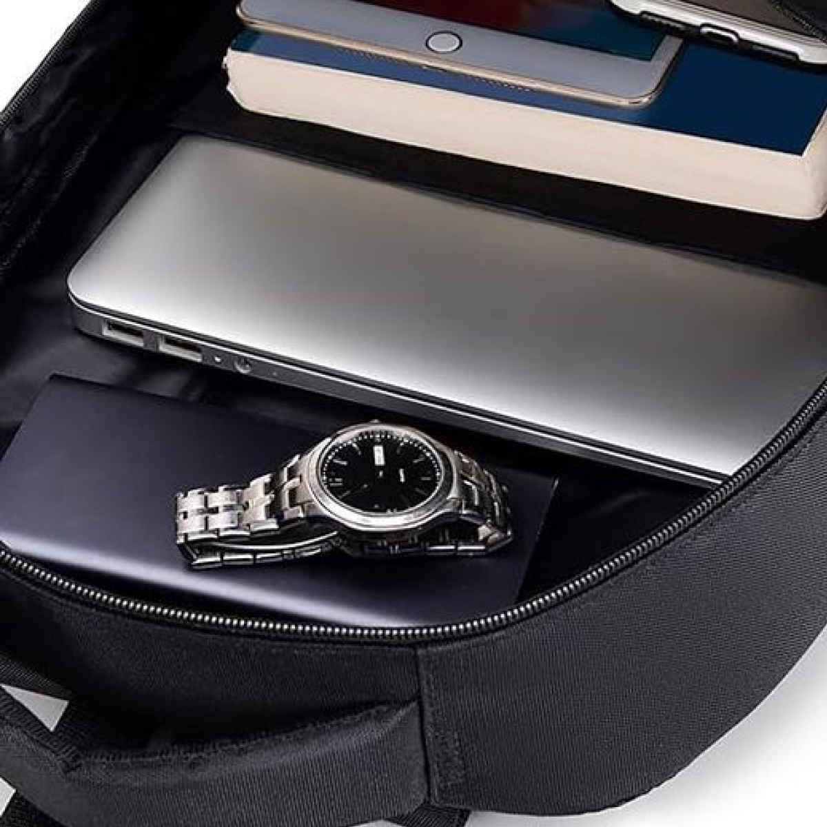 Fur Jaden 32 L Travel Professional 15.6 inch Laptop Backpack with 3 Large Compartments