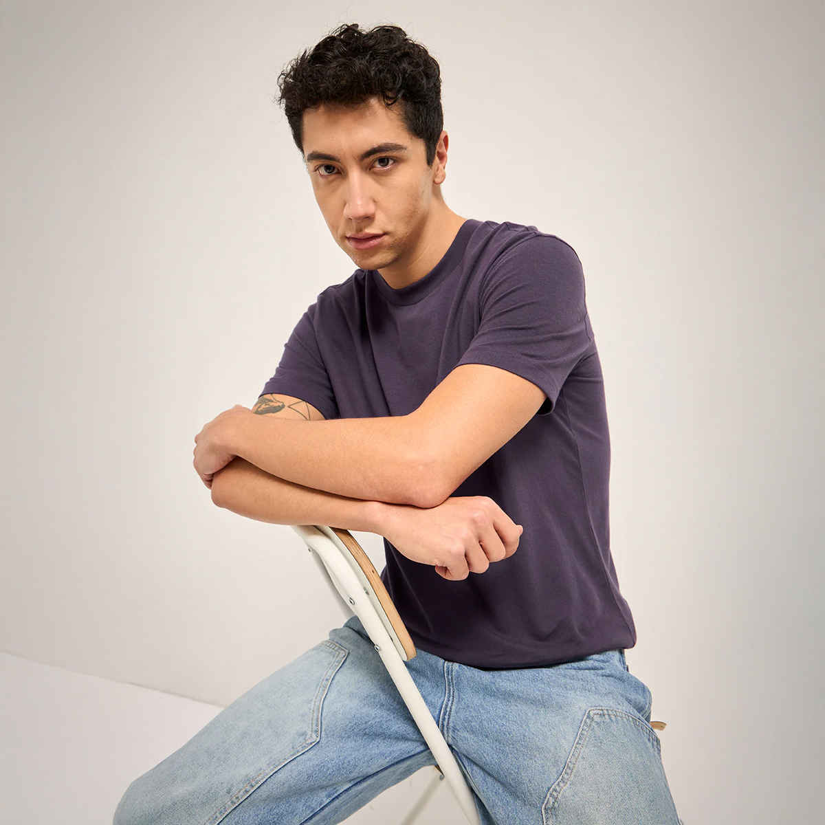 The Bear House Men Relax Fit Solid T-shirt - Thames | Purple | XXL