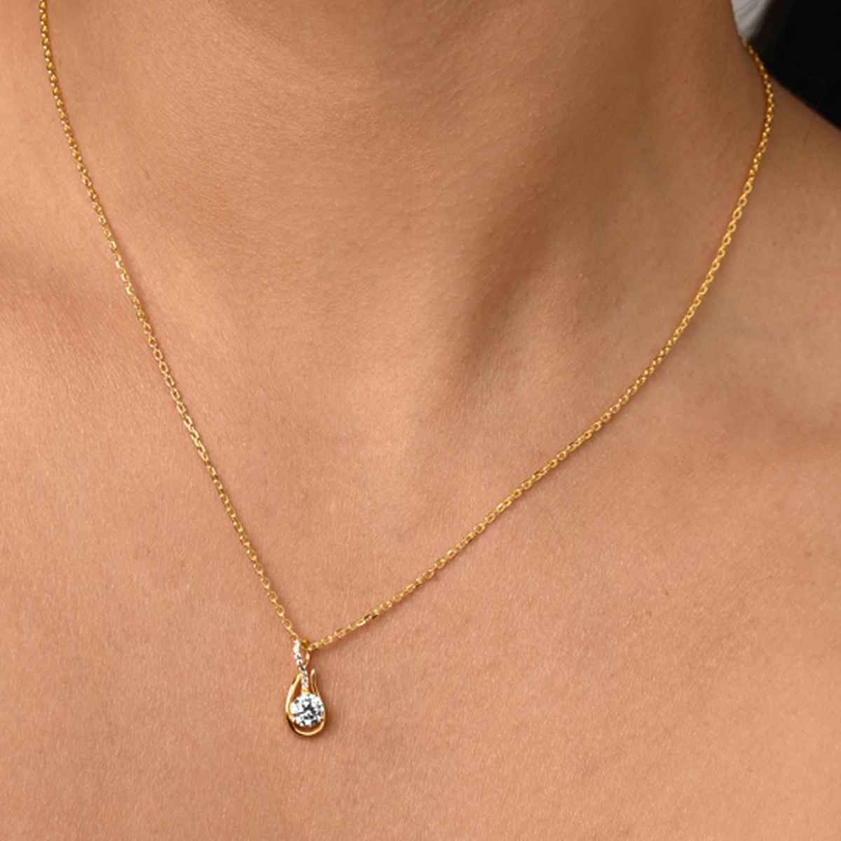 Clara 925 Sterling Silver Ceci Solitaire Pendant Chain Necklace | Gold Plated | Swiss Zirconia