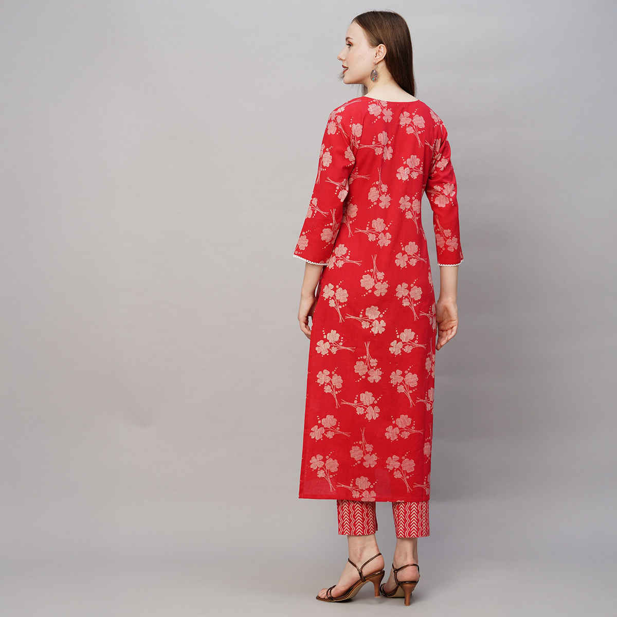 GoSriKi Women's Viscose Rayon Straight Printed Kurta with Pant | Red - S