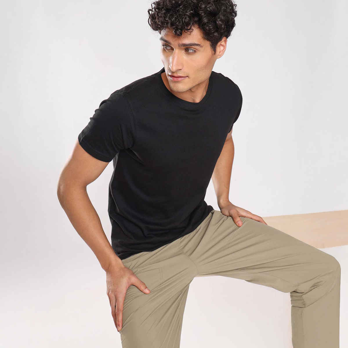 Nobero Men's Plain Classic Fit T-shirt | Black - XL