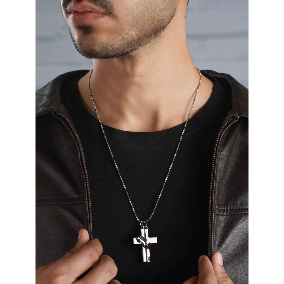 Priyaasi Bold By Priyaasi Silver-Plated Cross Ring Chain Necklace For ...