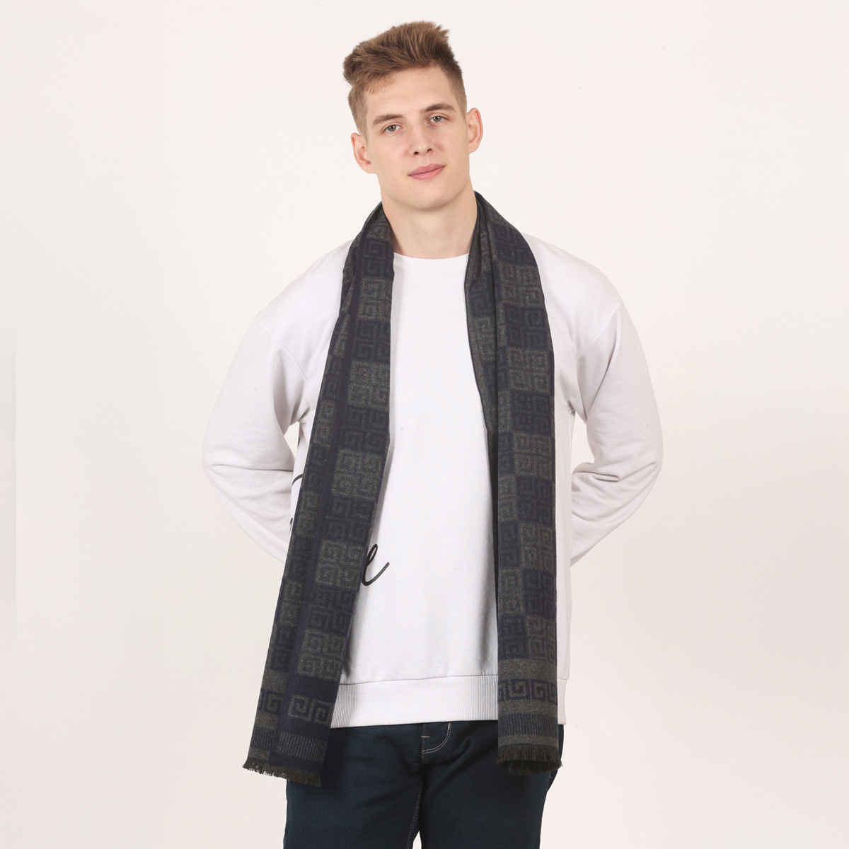 Calvadoss Men's Geometrical Muffler | Muf1605 | Navy and Grey