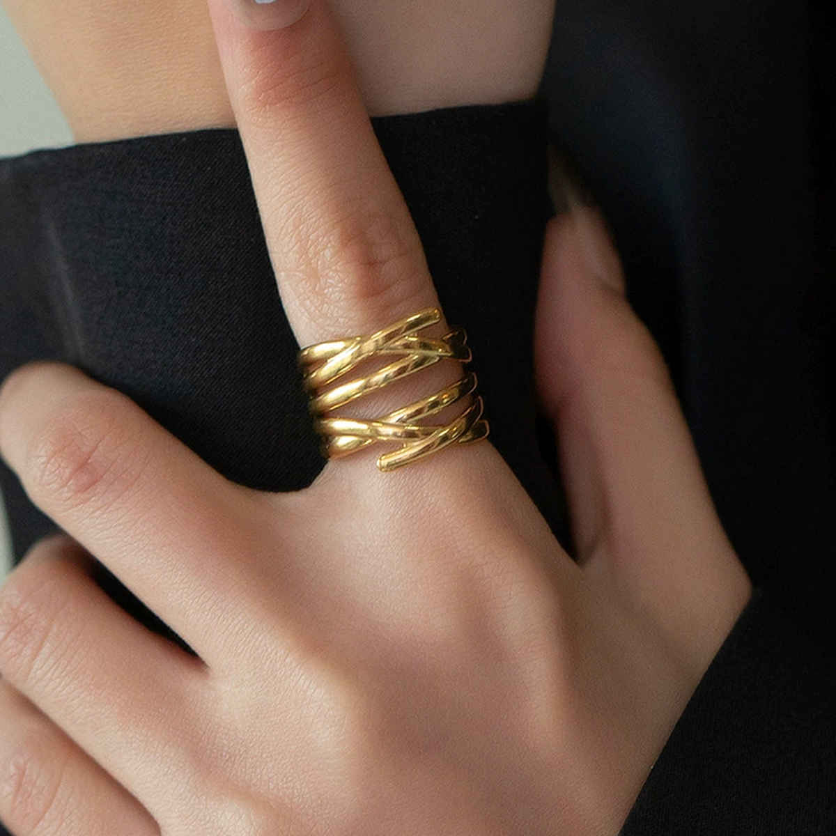 LabelShe Gold-Plated Stainless Steel Contemporary Adjustable Ring | LS-RNG-72200