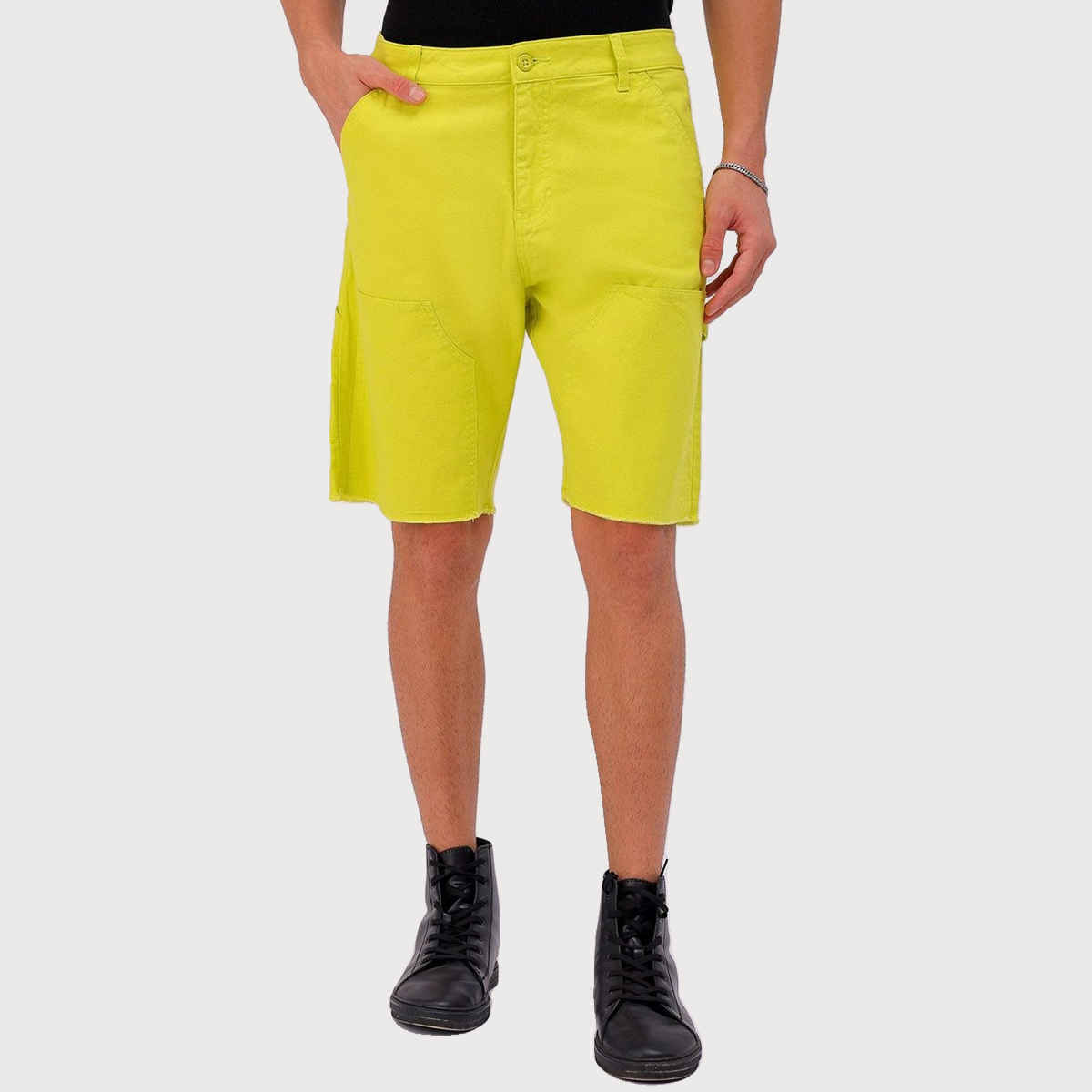 The Indian Garage Co Men Street Relaxed Cyber Lime Solid Shorts - 30 | 1223-Oxcrpsho-05
