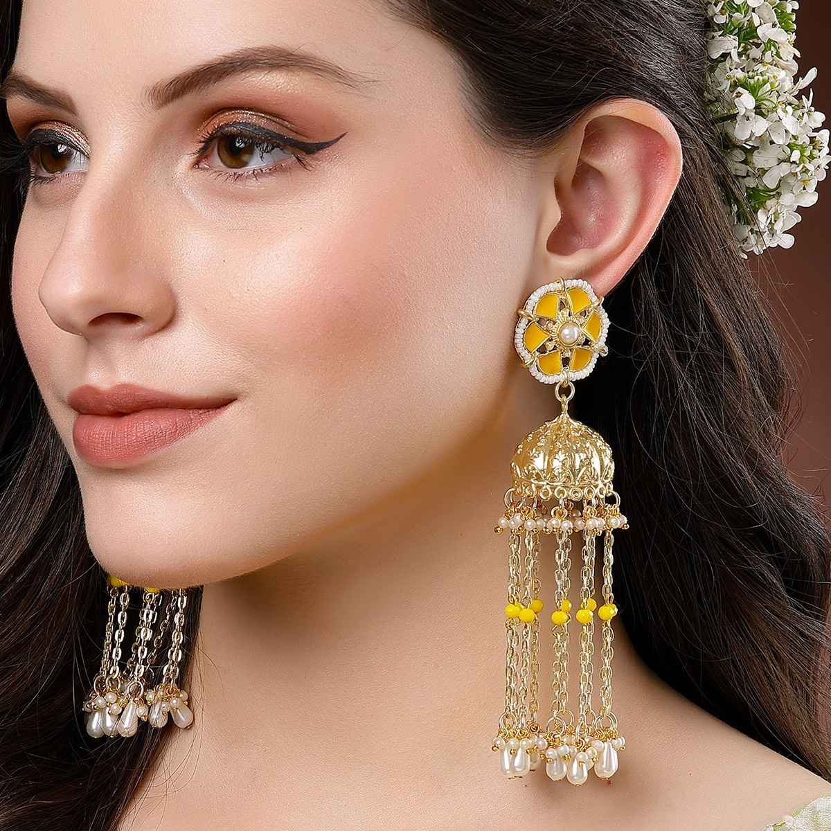 Karatcart Women's Jhumki Earrings Yellow and Gold One Size | 33017775
