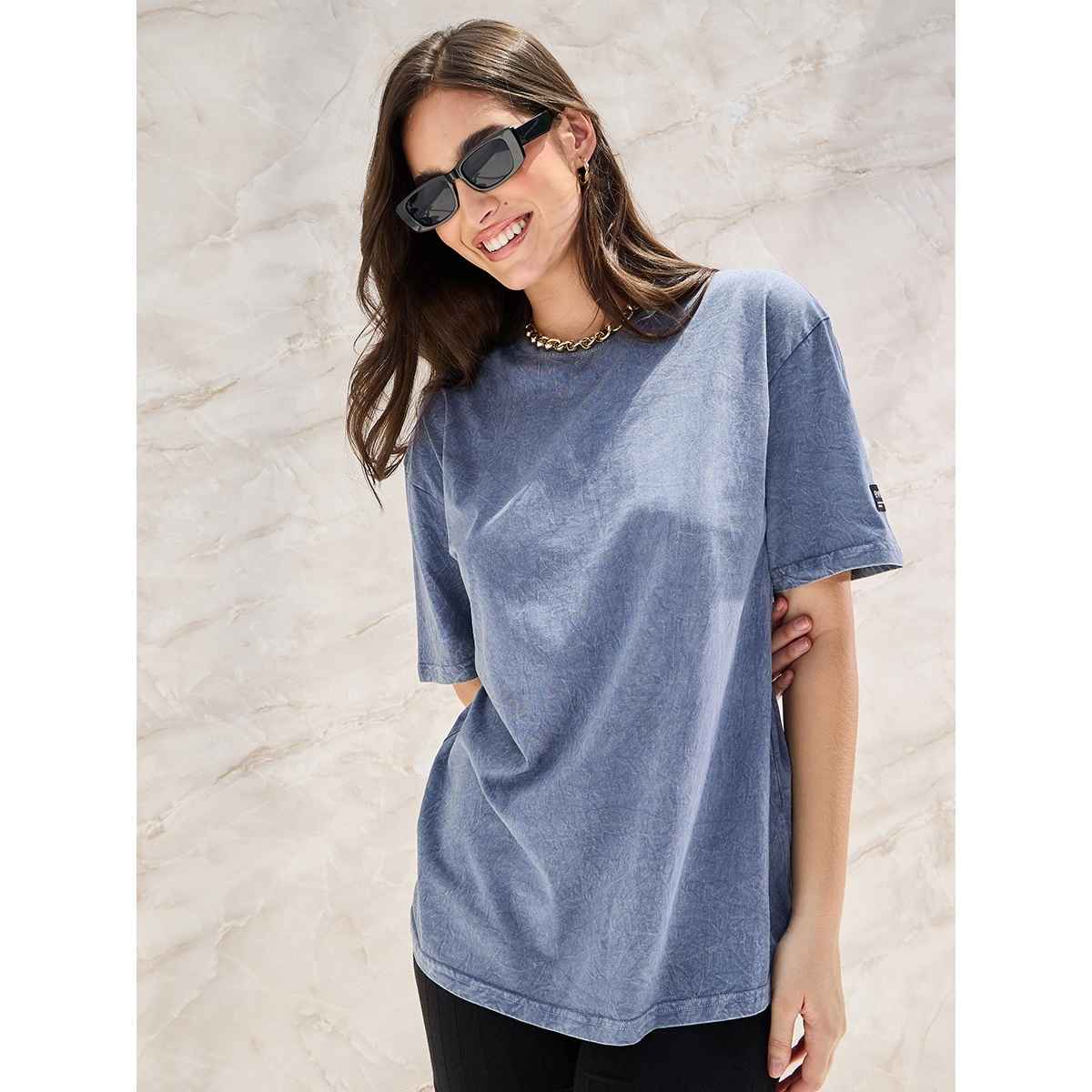 Styli Women's Oversized Acid Wash T-shirt with Badge Detail | Blue - L