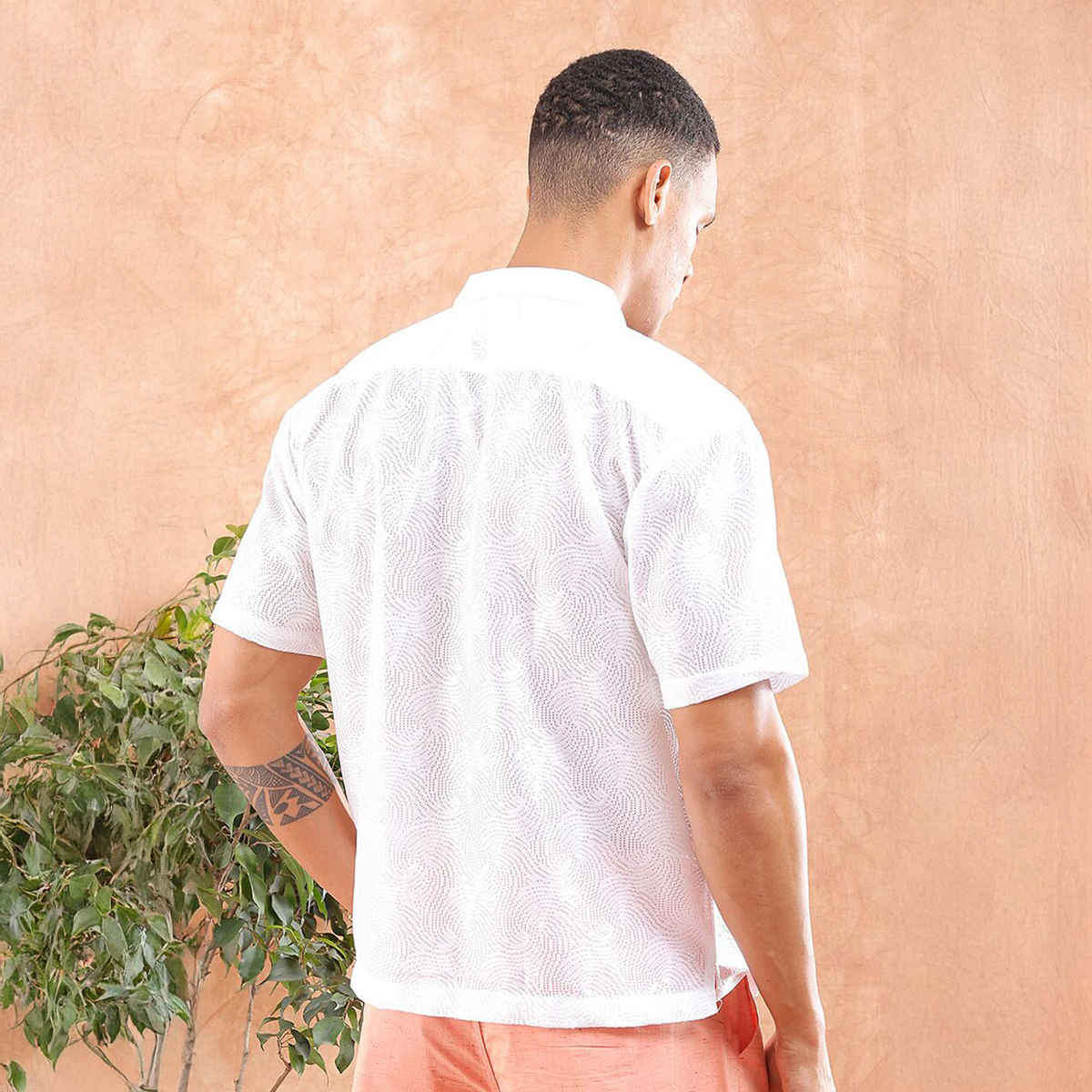 The Indian Garage Co Men's Relaxed Fit Solid Resort Half Sleeve Shirt | White - XL