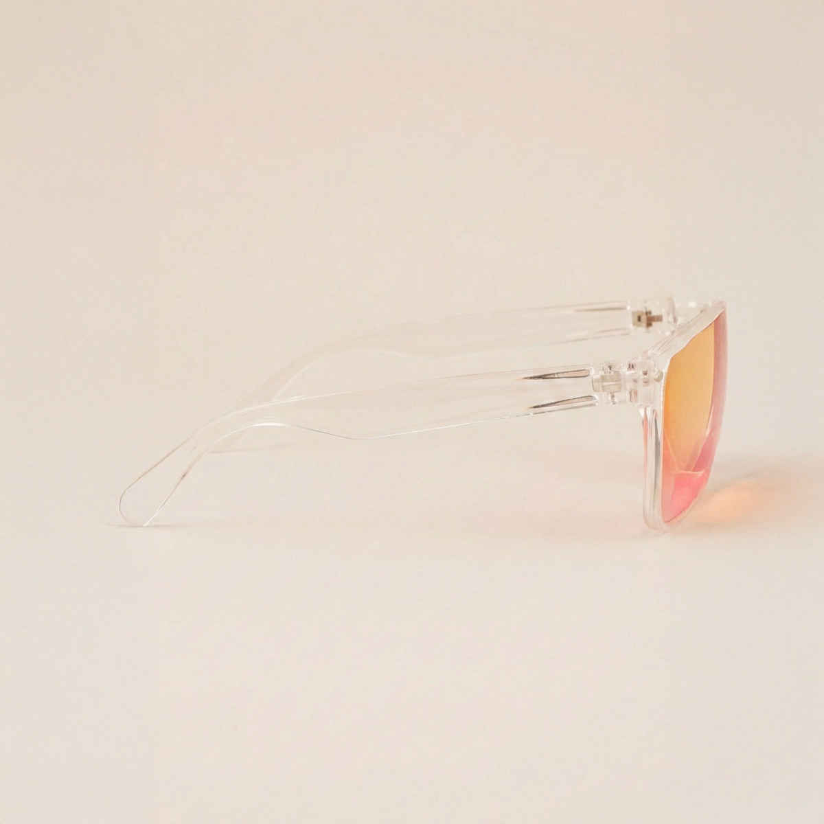 NuVew Unisex Wayfarer Mirrored Sunglasses | Clear & Red Golden | Medium