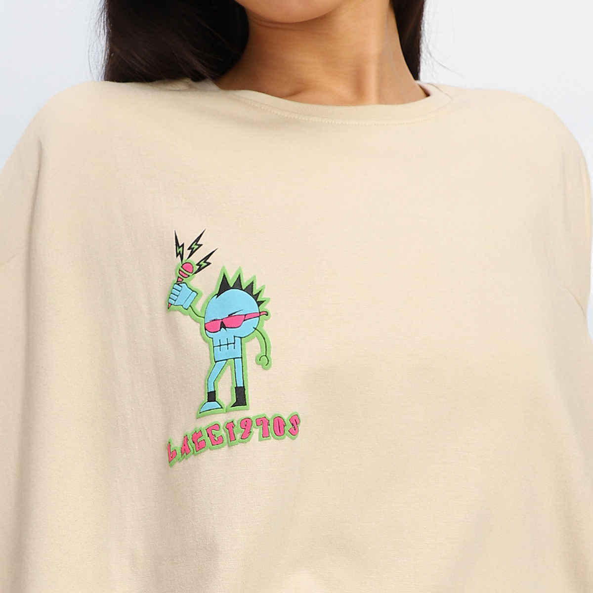 Juneberry Swanwhite Pocket Print Oversized Fit T-shirt for Women - XL