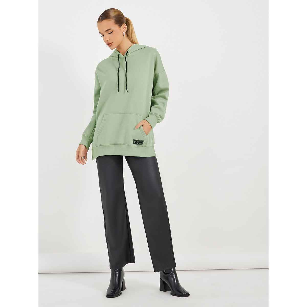 Styli Women Oversized Fit Longline Hoodie With Badge & Side Slits Green | XL