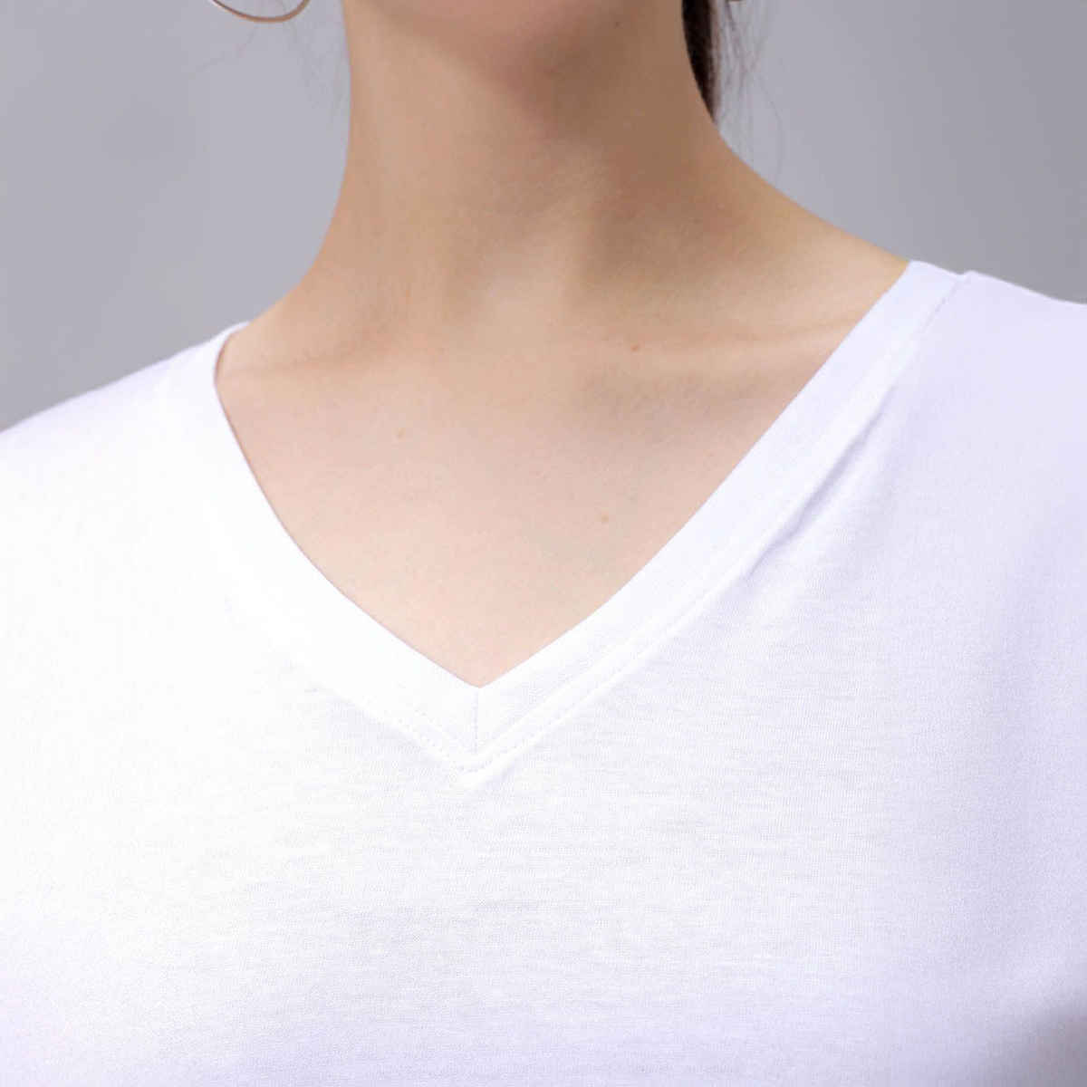 Freehand Women's Casual Regular Solid V-Neck T-shirt | 0424-Zfhvntee2-05 | White - L