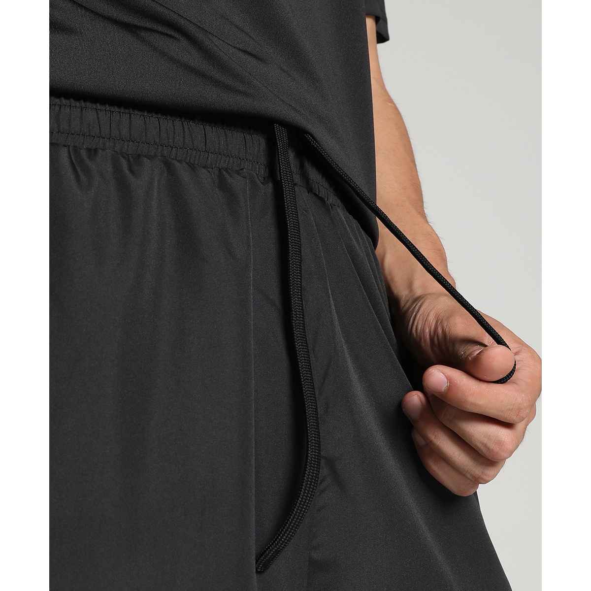 Puma Men's ESS Shorts 7 Inch | Black | L