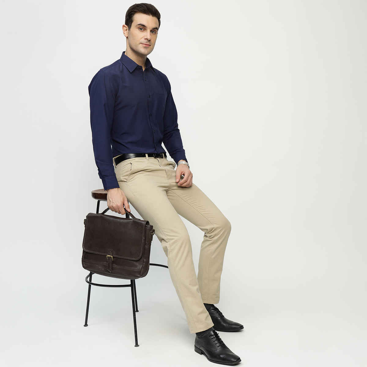 English Navy Men's Polyester Solid Slim Fit Button Closure Formal Shirt | Navy Blue - M