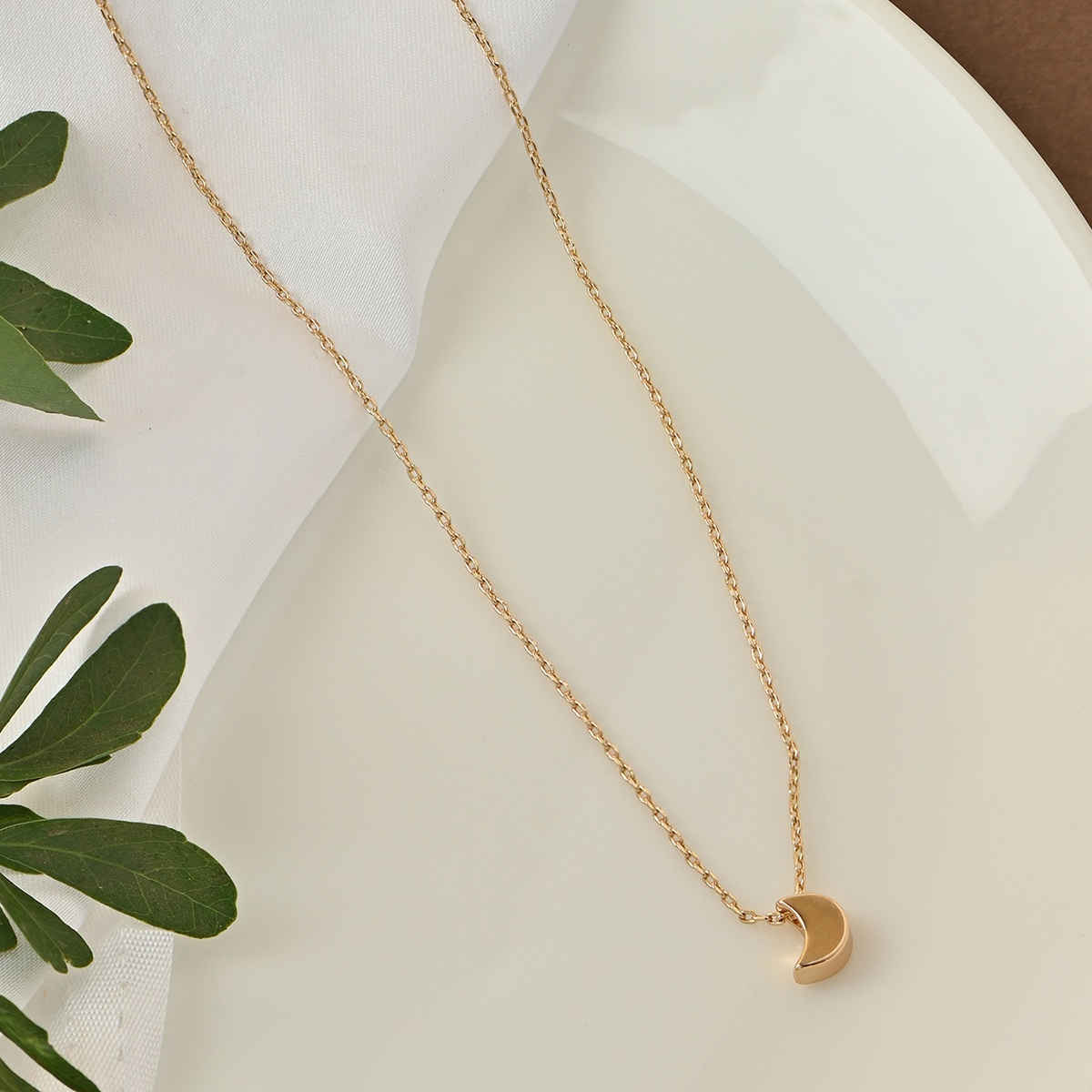 Toniq Crescent Moon Pendant Necklace