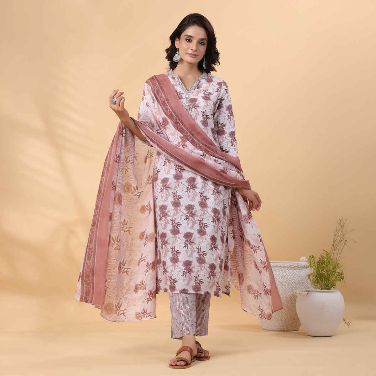 Janasya Women's Cotton Blend Floral Printed Straight Kurta Set | White - XL