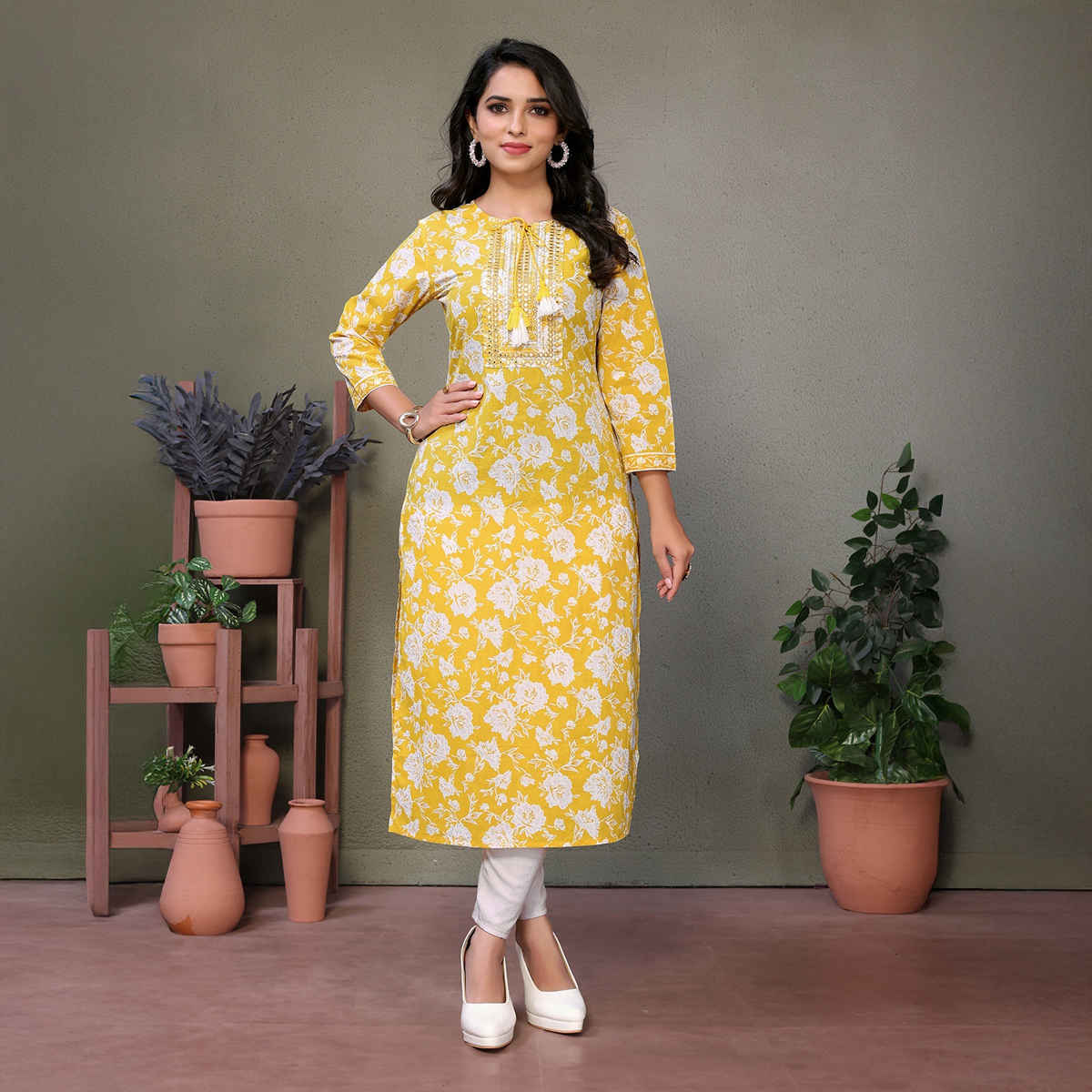Rangita Women s Yellow Cotton Embroidered Calf Length Straight Kurta | XL