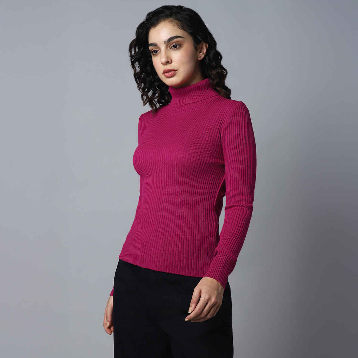 High Star Women's Ribbed Turtle Neck Pullover | Pink - S