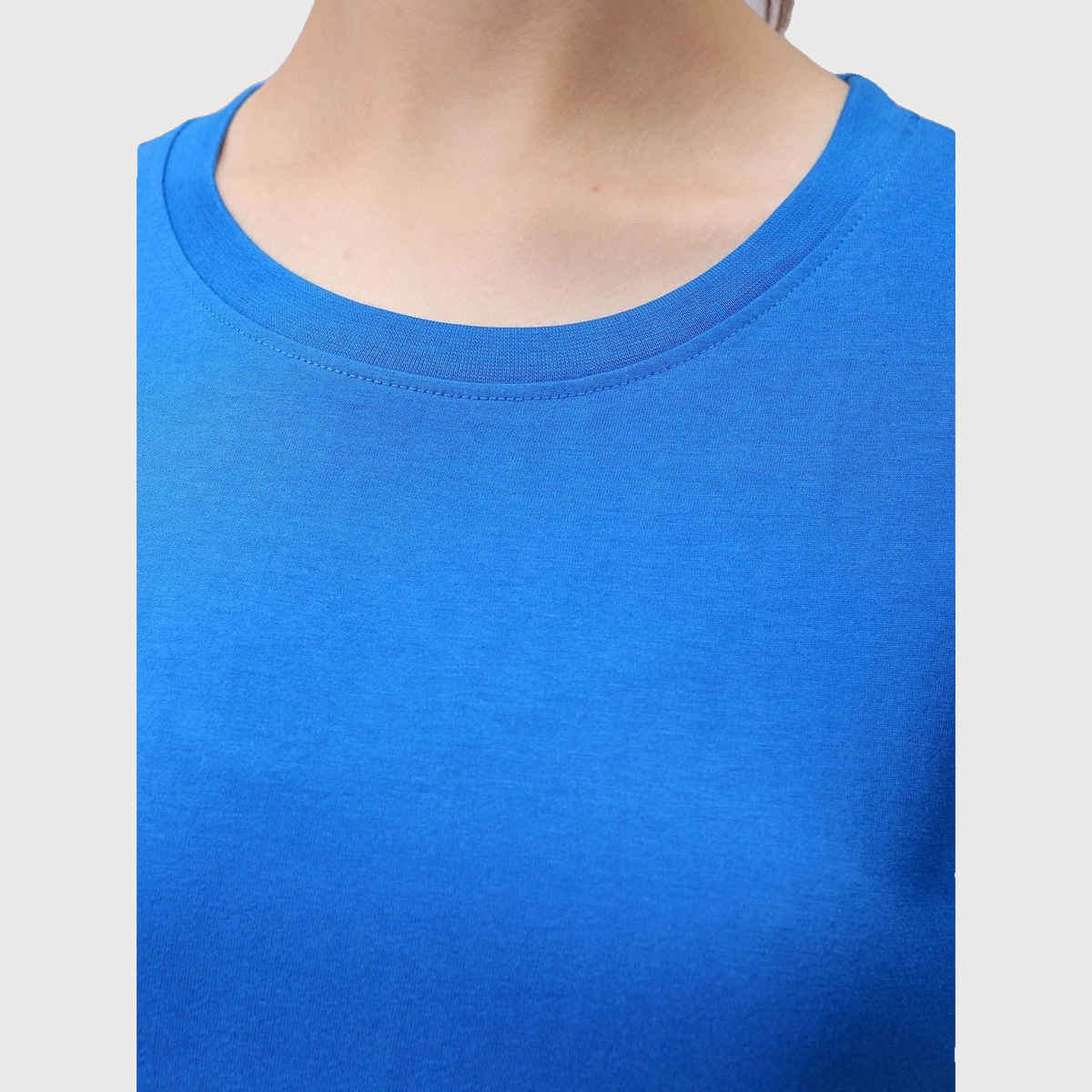 Freehand Women's Regular Solid Casual Crew Neck T-shirt | 0424-Zfhcntee3-06 | Galactic Cobalt - S