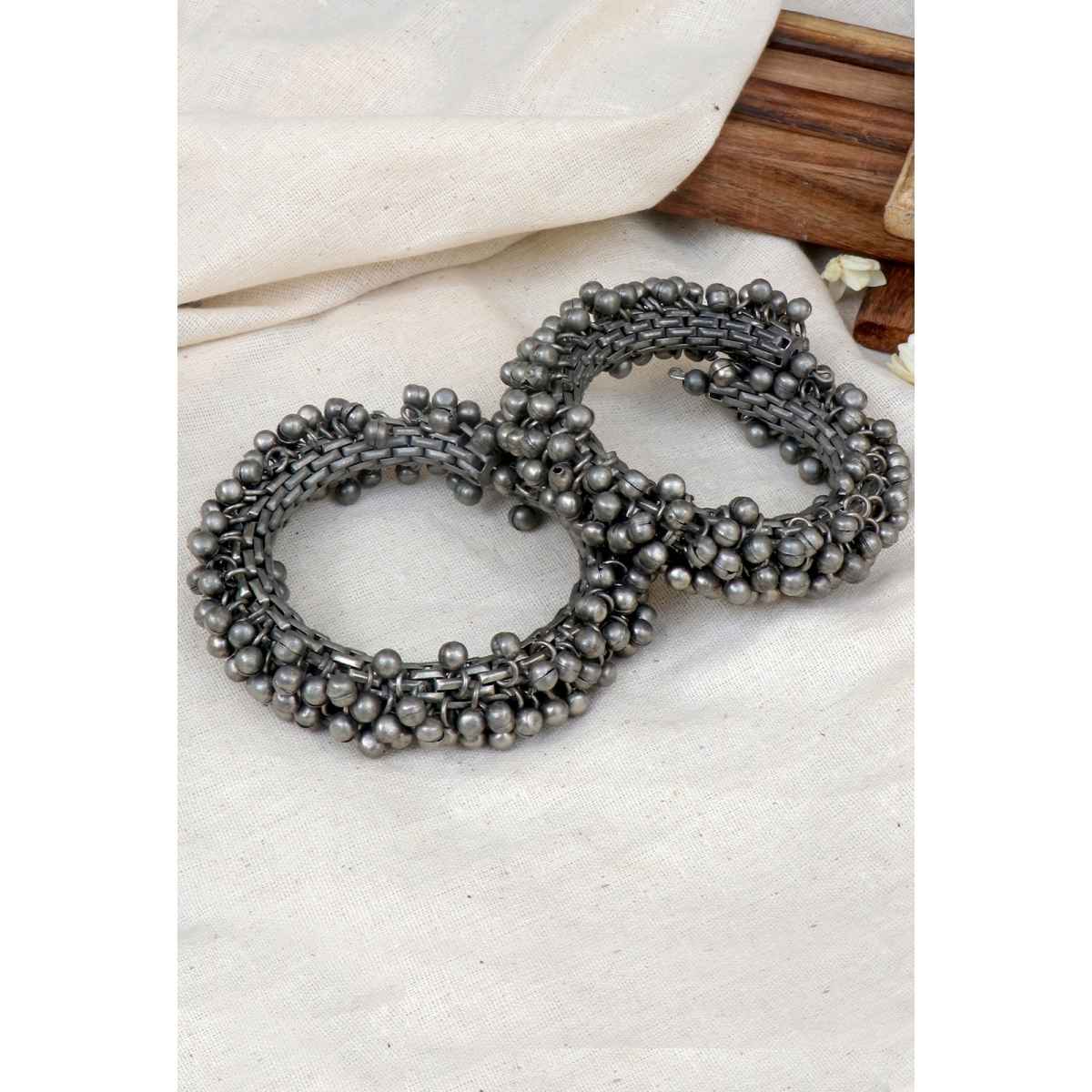 Teejh Teejh Gunjan Ghungroo Silver Oxidised Bangle