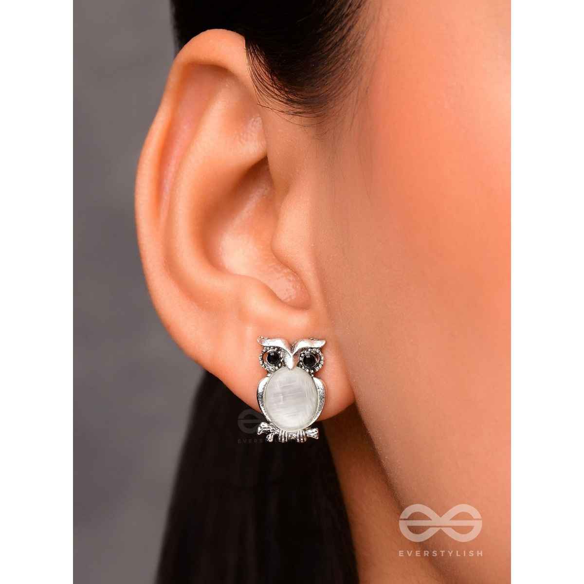 Everstylish The Little Embellished Owls- Tiny Trinket Earrings| Gray