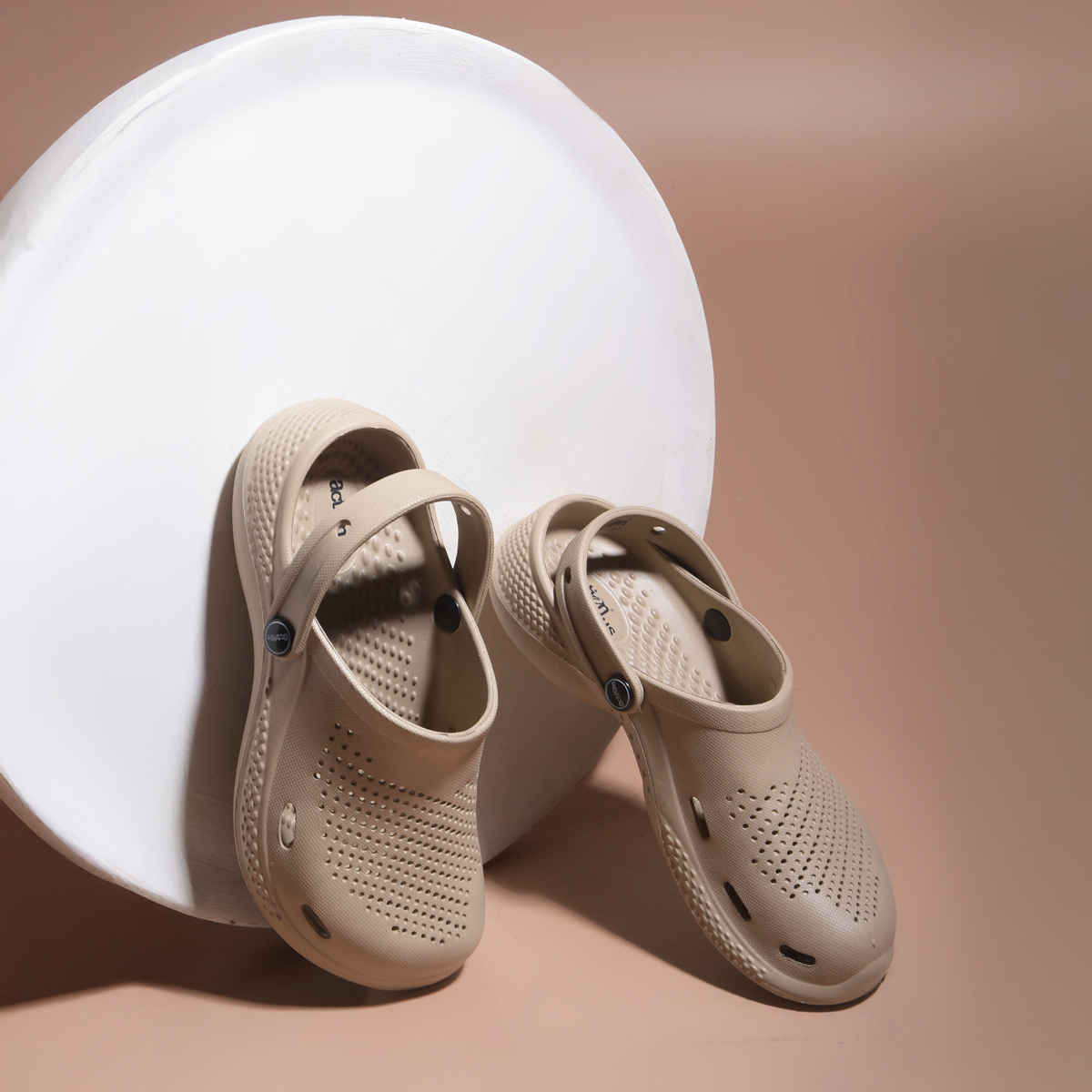 Action Women's Ontc-17 Ultra Lightweight Clogs | Trendy Colors | Air Pass Upper | Beige - UK 4