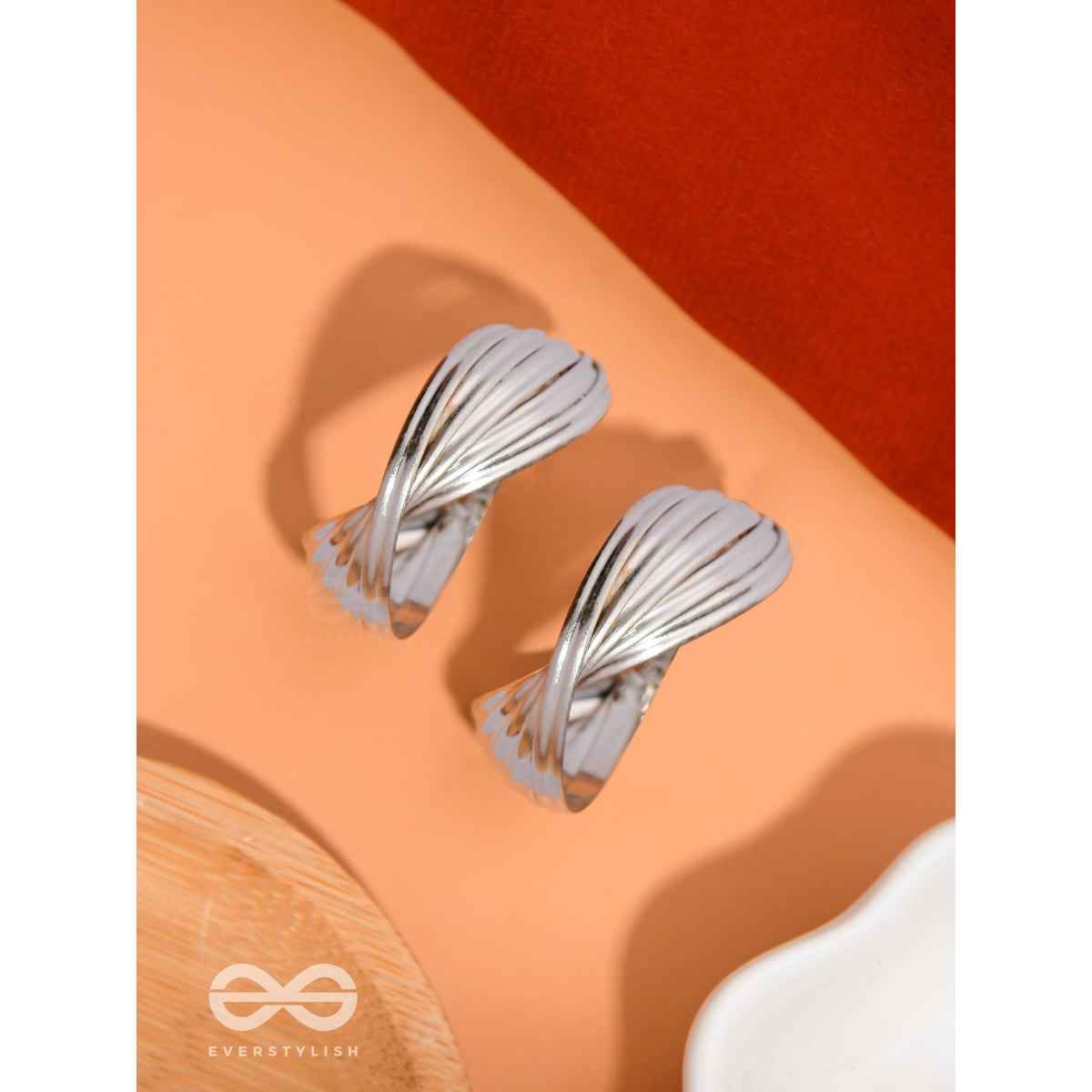 Everstylish Leveling It Up - Statement Silver Hoops