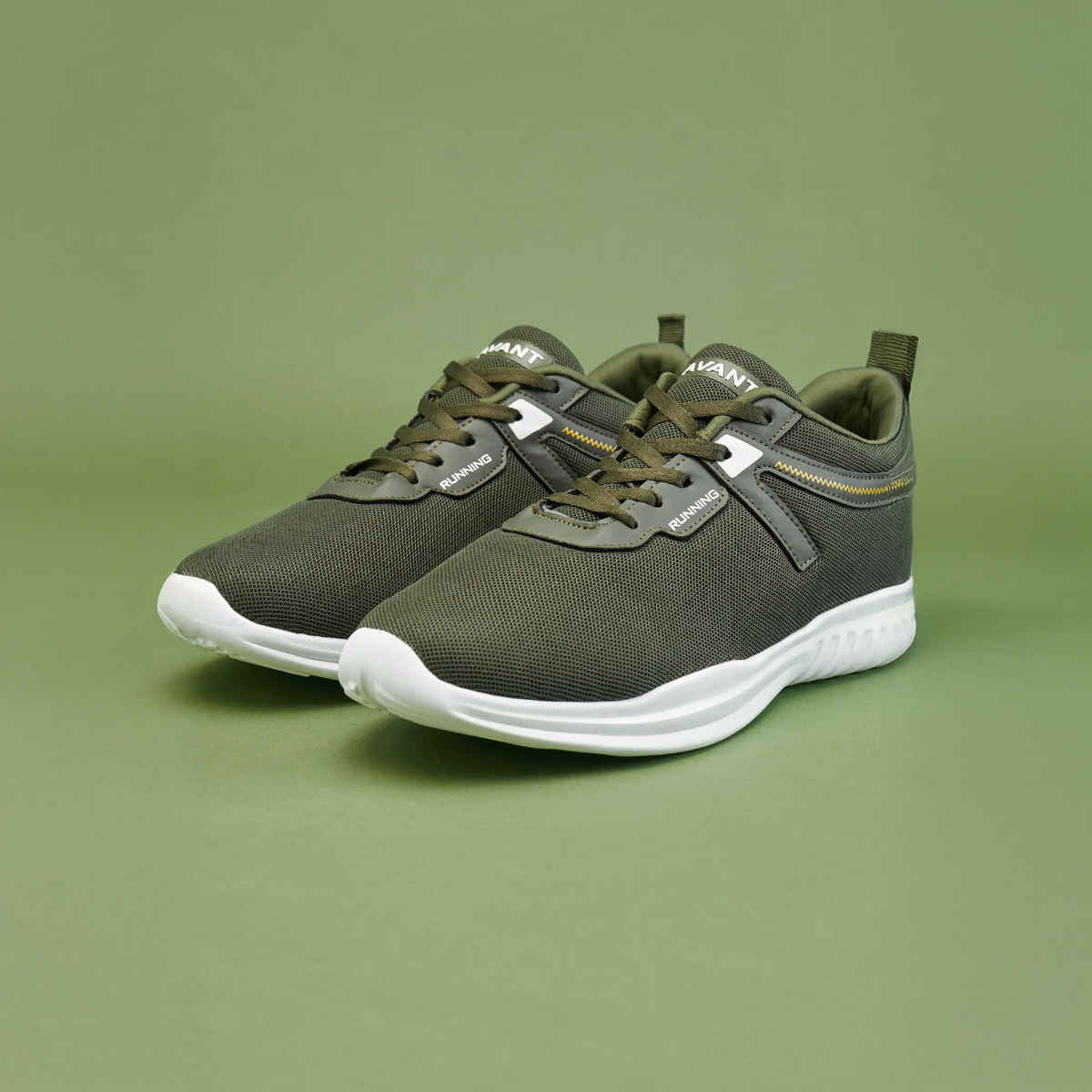 Avant Men's Trace Walking Shoes | Olive - UK 7