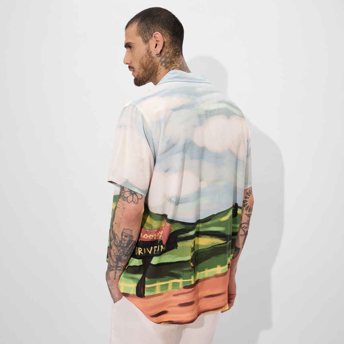 The Souled Store Men's Regular Men's Peanuts-Snoopy's Drive In Holiday Shirts | MulticolorS