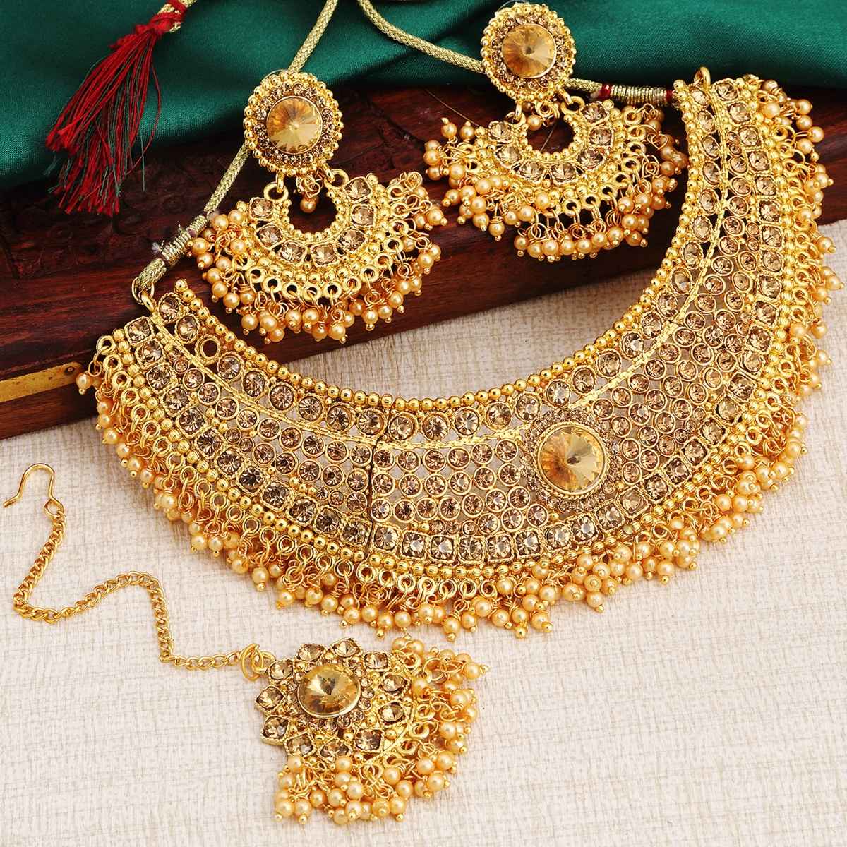 Sukkhi Traditional Pearl Gold Plated Lct Stone Choker Necklace Set For Women