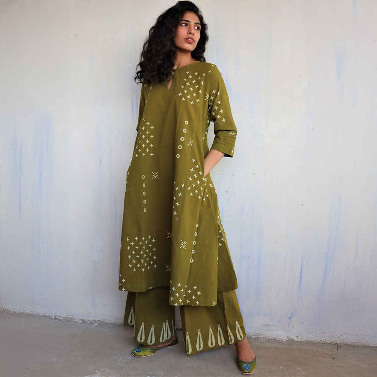 GoSriKi Women's Viscose Rayon Straight Printed Kurta with Palazzo | CHAURYA | Mehandi - XL