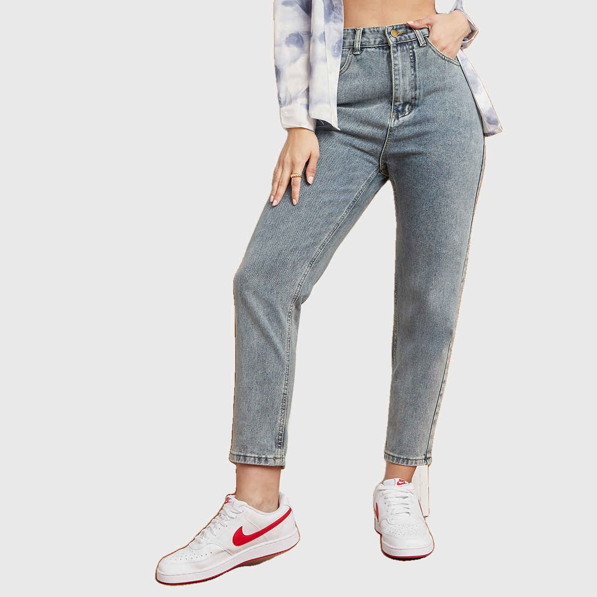 Styli Women's Vintage High Rise Mom Jeans | Light Blue - 30