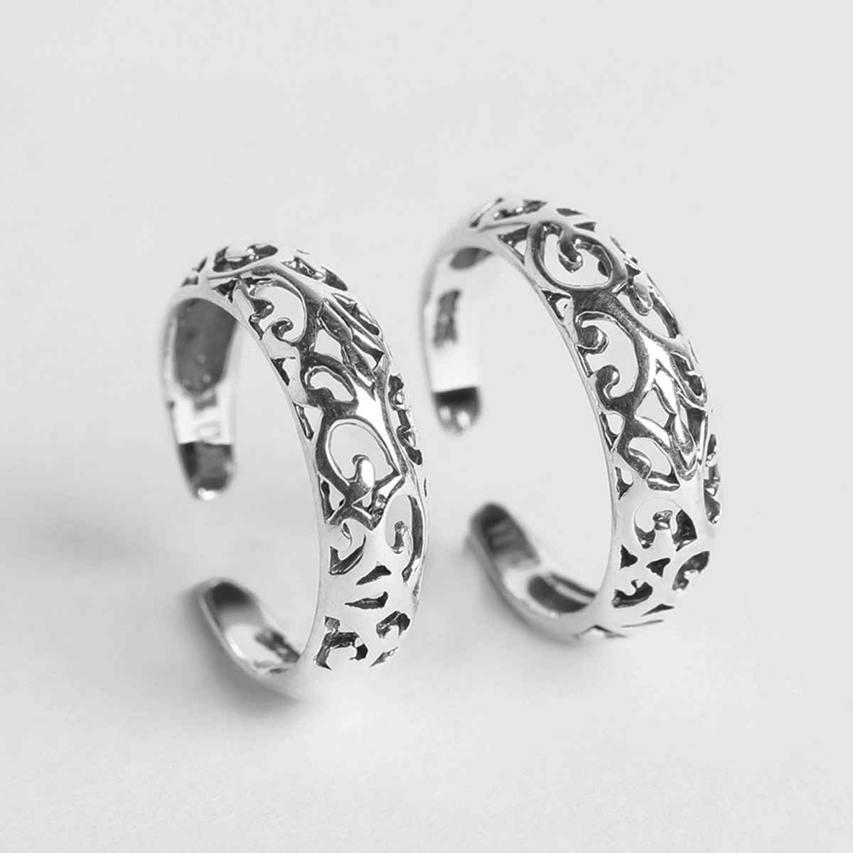 Clara 925 Sterling Silver Intricate Toe Rings Pair | Size Adjustable | Gift for Women And Girls