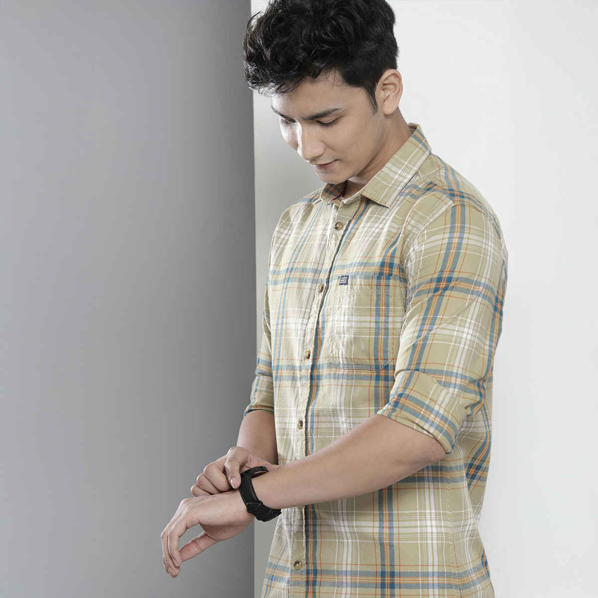 The Indian Garage Co Men's Slim Fit Checked Casual Shirt | Green - L