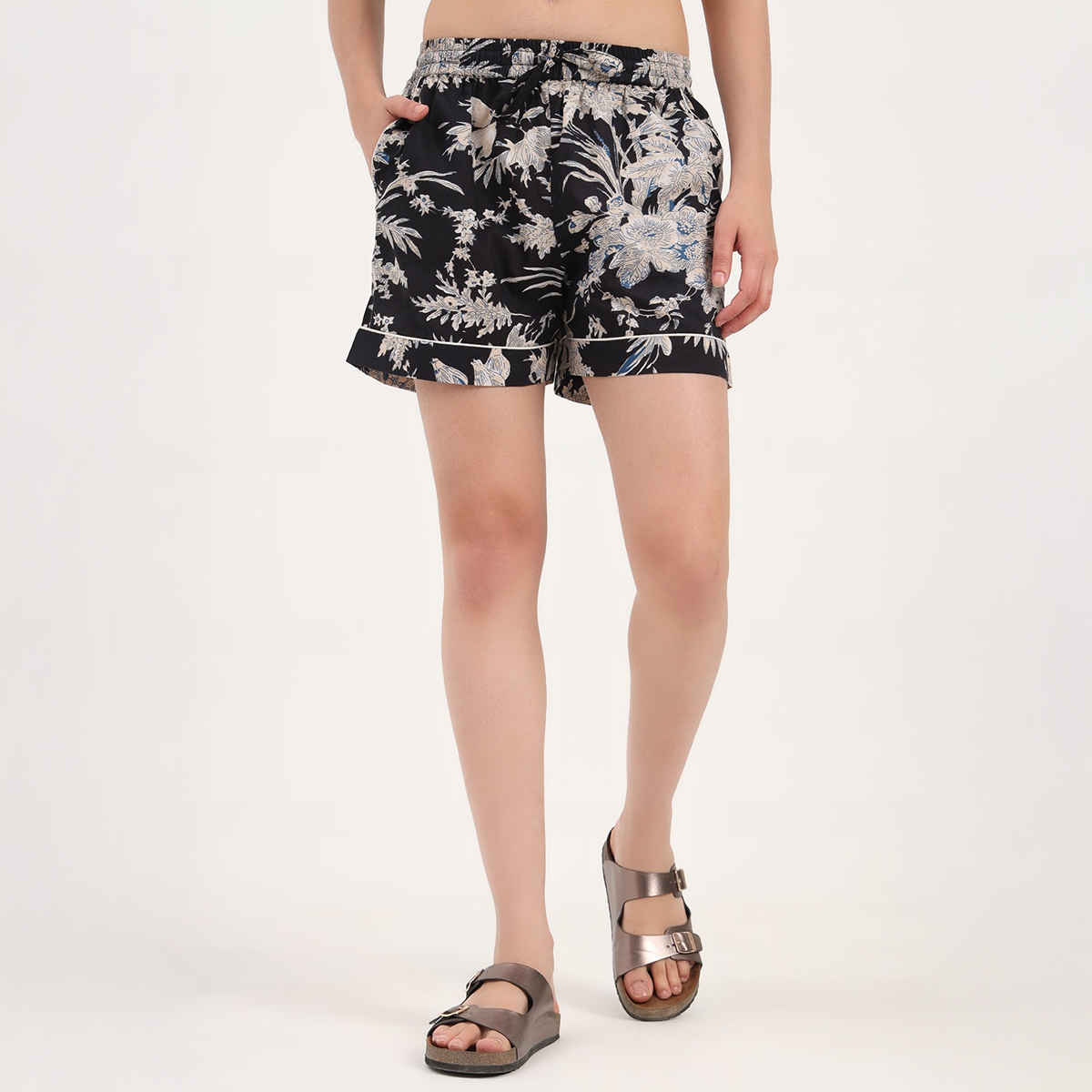 Divena Black Floral Print Cotton Shorts for Women | DK0257 - M