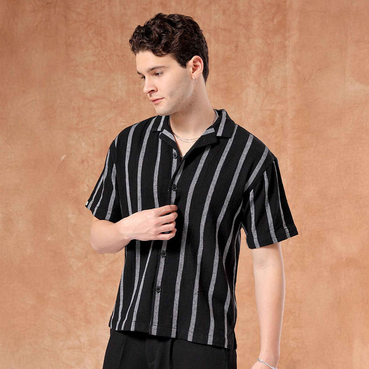 The Indian Garage Co Men's Relaxed Fit Striped Resort Half Sleeve Shirt | Black - M