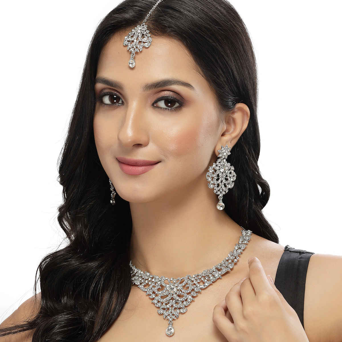 Sukkhi Luminous Rhodium Plated Silver Stone Studded Choker Necklace Set
