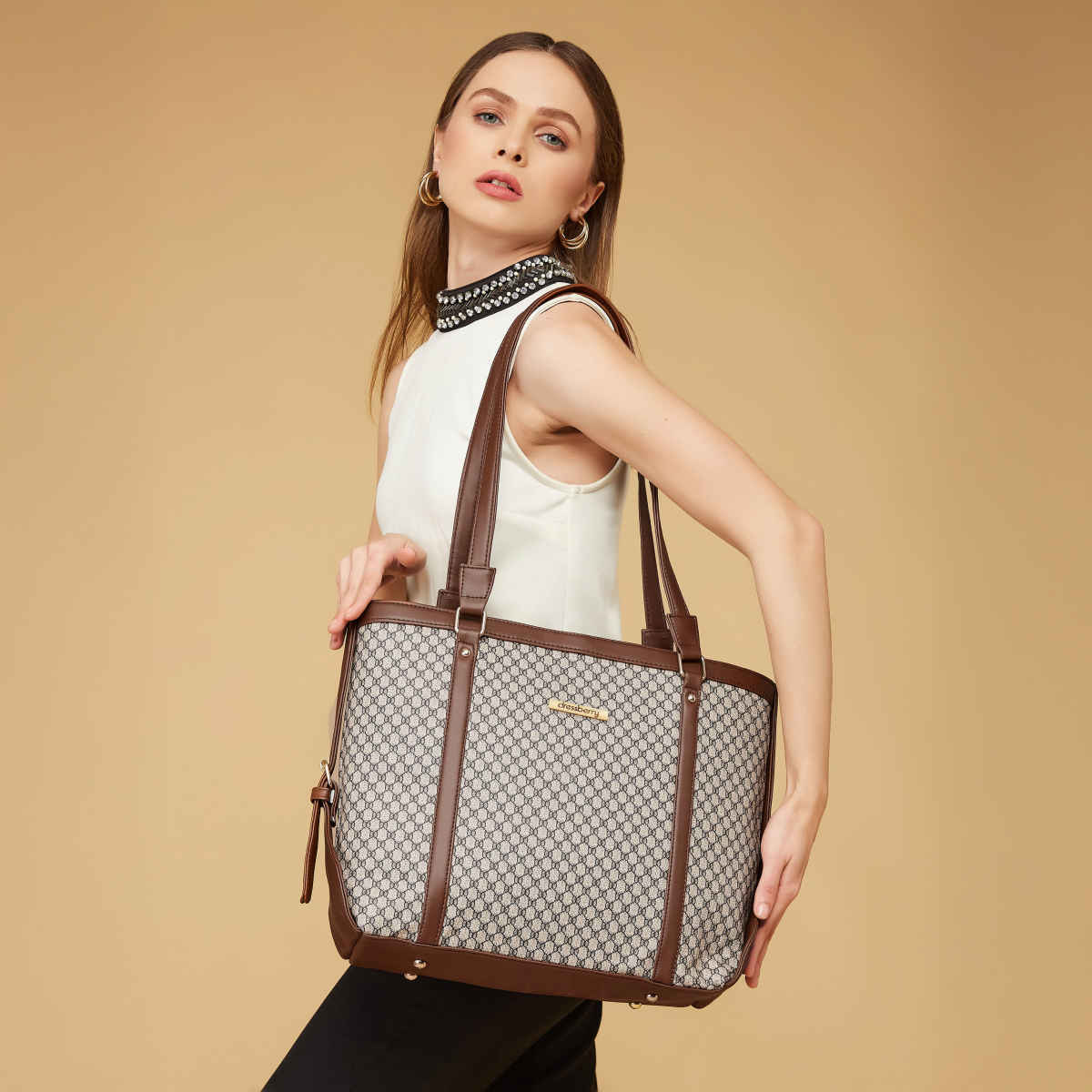 Fargo Women's Classic Handbag | Brown