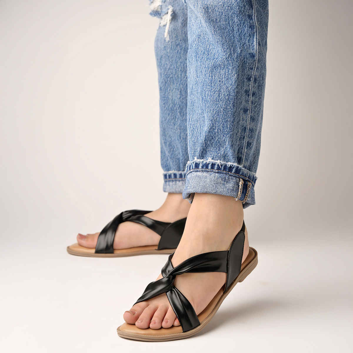 Shoetopia Cross Strap Black Flat Sandals For Women | UK 8