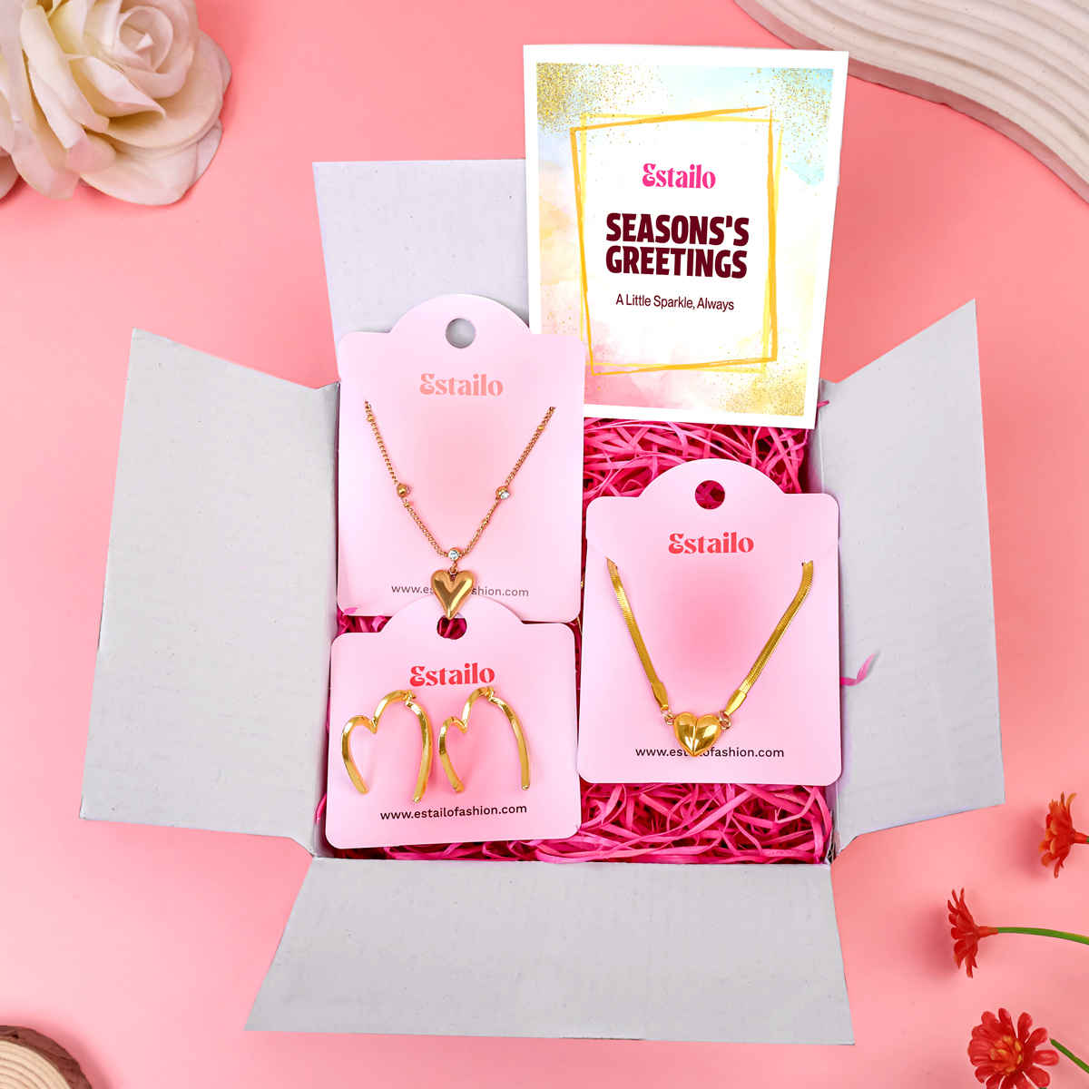 Estailo Fashion Set: Heart Magnet Necklace, Embrace Bracelet, Earring | GHN2044B1691E1525